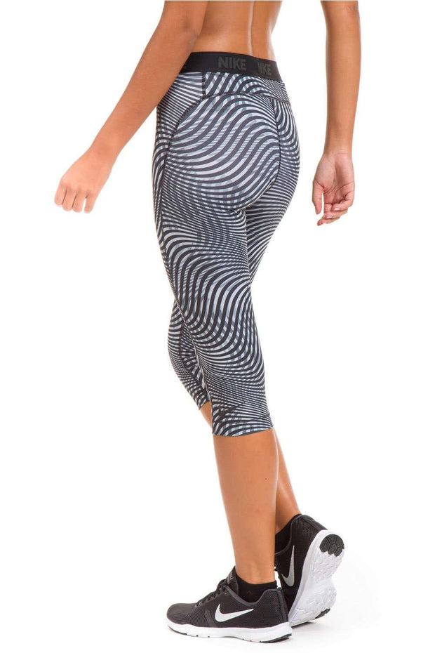 Women's Nike Dry fit leggings capris 856232 010 Size Extra Small