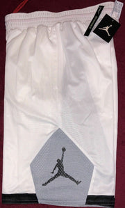 NIKE AIR JORDAN RETRO 5 BASKETBALL REVERSIBLE SHORTS AA2140-100